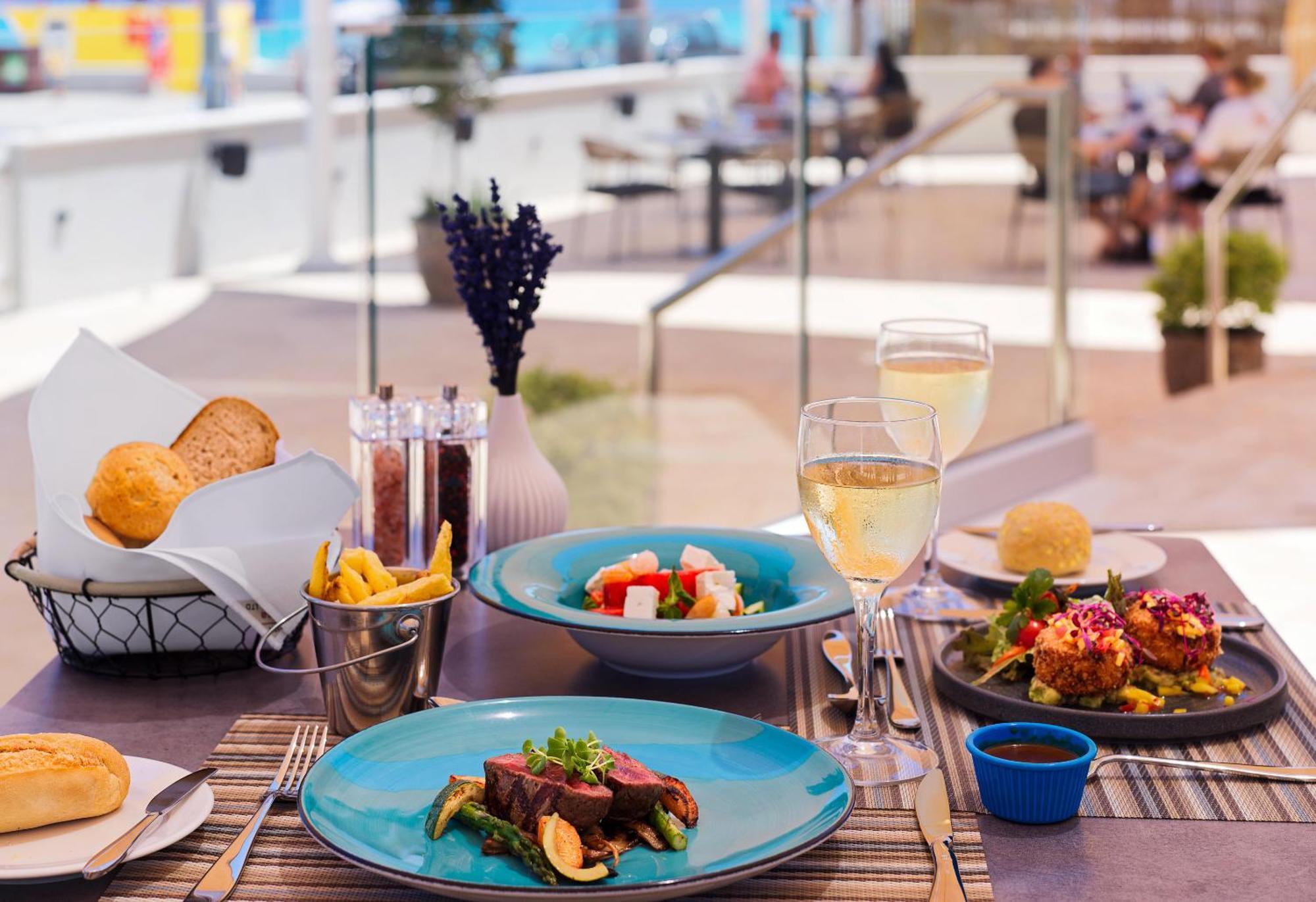 Olympic Lagoon Resort 5*